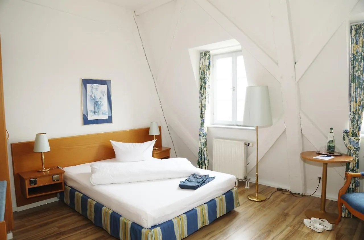 Hotel Goldener Adler Garni Hallstadt