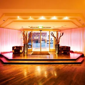 **** Hotel Bristol - Frankfurt - Station Tyskland
