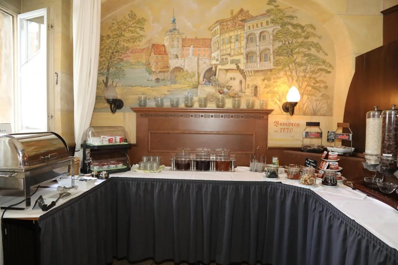 Hotel Goldener Adler Garni Hallstadt